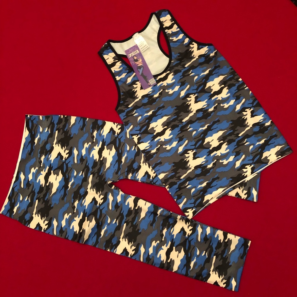 Women’s Active Wear!!